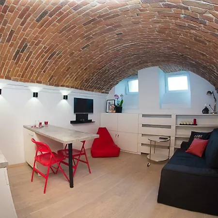 Historical Studio In The Old Town By Apart Service *