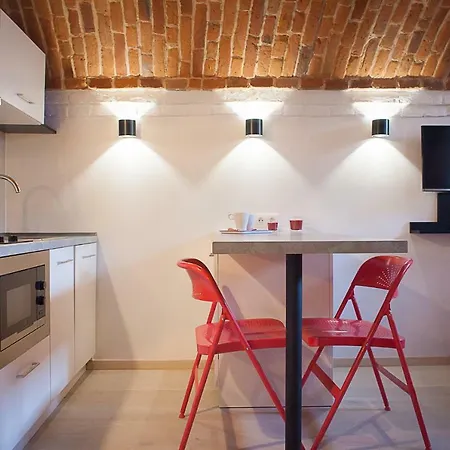 Historical Studio In The Old Town By Apart Service Apartment *