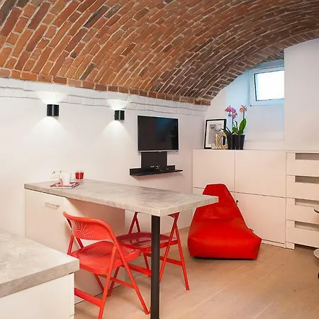 Historical Studio In The Old Town By Apart Service Apartament Kraków
